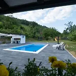 Vikendica Lohovo Casa vacanze