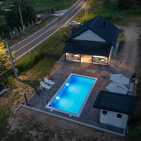Nyaraló Vikendica Lohovo Bihać