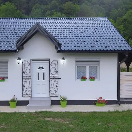 בית נופש Vikendica Lohovo Bihać