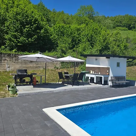 בית נופש Vikendica Lohovo Bihać